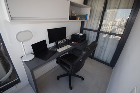 Apartamento à venda com 123m², 2 quartos e 2 vagasEscritório