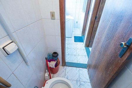 Apartamento à venda com 85m², 4 quartos e 2 vagasBanheiro de Serviço