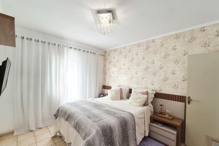 Casa à venda com 194m², 3 quartos e 2 vagasQuarto 1