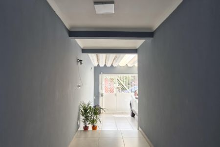 Casa à venda com 194m², 3 quartos e 2 vagasQuintal