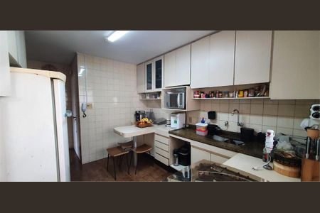 Apartamento à venda com 132m², 3 quartos e 2 vagas
