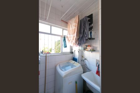 Apartamento à venda com 75m², 3 quartos e 1 vagaÁrea de Serviço