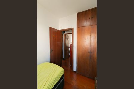 Apartamento à venda com 75m², 3 quartos e 1 vagaQuarto 2