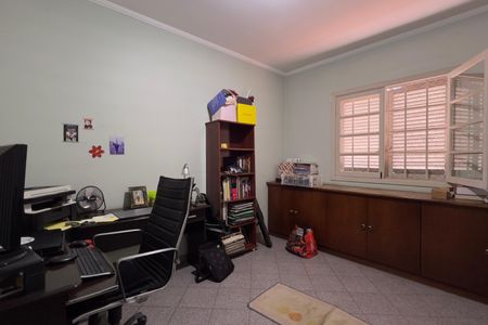 Casa à venda com 300m², 4 quartos e 3 vagas Casa à venda com 300m², 4 quartos e 3 vagasQuarto 1