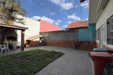 Casa à venda com 300m², 4 quartos e 3 vagas Casa à venda com 300m², 4 quartos e 3 vagasÁrea Externa