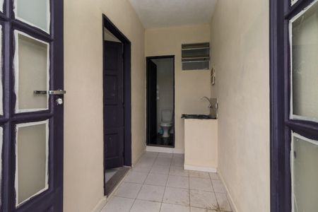 Sala/Cozinha de casa para alugar com 2 quartos, 42m² em Parque dos Bancarios, São Paulo
