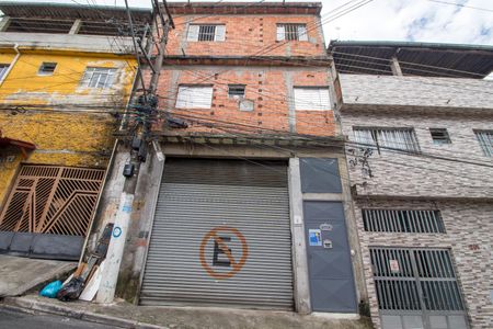 Casa para alugar com 49m², 2 quartos e sem vagaFachada