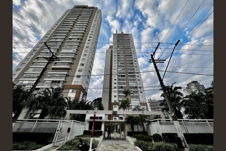 Apartamento à venda com 95m², 2 quartos e 2 vagas Apartamento à venda com 95m², 2 quartos e 2 vagasFachada