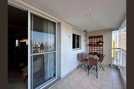 Apartamento à venda com 95m², 2 quartos e 2 vagas Apartamento à venda com 95m², 2 quartos e 2 vagasVaranda da Sala