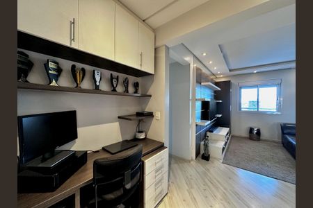 Apartamento à venda com 95m², 2 quartos e 2 vagas Apartamento à venda com 95m², 2 quartos e 2 vagasEscritório