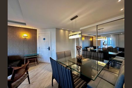 Apartamento à venda com 95m², 2 quartos e 2 vagas Apartamento à venda com 95m², 2 quartos e 2 vagasSala