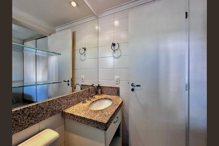 Apartamento à venda com 95m², 2 quartos e 2 vagas Apartamento à venda com 95m², 2 quartos e 2 vagasBanheiro Suíte 2