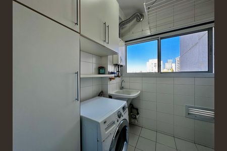 Apartamento à venda com 95m², 2 quartos e 2 vagas Apartamento à venda com 95m², 2 quartos e 2 vagasÁrea de Serviço