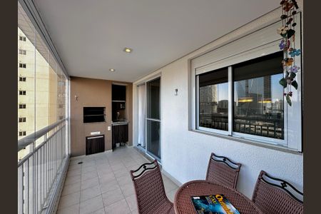 Apartamento à venda com 95m², 2 quartos e 2 vagas Apartamento à venda com 95m², 2 quartos e 2 vagasVaranda da Sala
