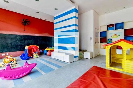 Apartamento à venda com 95m², 2 quartos e 2 vagas Apartamento à venda com 95m², 2 quartos e 2 vagasÁrea comum - Brinquedoteca