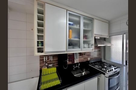 Apartamento à venda com 95m², 2 quartos e 2 vagas Apartamento à venda com 95m², 2 quartos e 2 vagasCozinha