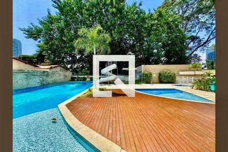 Apartamento à venda com 95m², 2 quartos e 2 vagas Apartamento à venda com 95m², 2 quartos e 2 vagasÁrea comum - Piscina