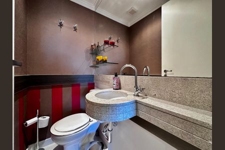Apartamento à venda com 95m², 2 quartos e 2 vagas Apartamento à venda com 95m², 2 quartos e 2 vagasLavabo da Sala