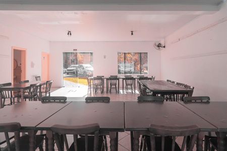 Apartamento à venda com 48m², 1 quarto e 2 vagas Apartamento à venda com 48m², 1 quarto e 2 vagasÁrea comum - Salão de festas