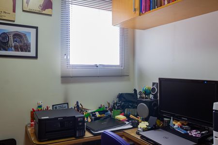 Apartamento à venda com 144m², 4 quartos e 2 vagas Apartamento à venda com 144m², 4 quartos e 2 vagasQuarto 2