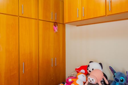 Apartamento à venda com 144m², 4 quartos e 2 vagas Apartamento à venda com 144m², 4 quartos e 2 vagasQuarto 1