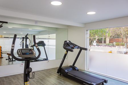 Apartamento à venda com 144m², 4 quartos e 2 vagas Apartamento à venda com 144m², 4 quartos e 2 vagasAcademia