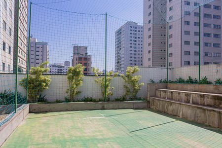 Apartamento à venda com 144m², 4 quartos e 2 vagas Apartamento à venda com 144m², 4 quartos e 2 vagasQuadra Esportiva