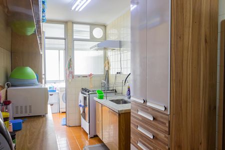Apartamento à venda com 144m², 4 quartos e 2 vagas Apartamento à venda com 144m², 4 quartos e 2 vagasCozinha