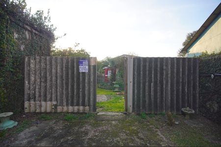 Casa para alugar com 90m², 2 quartos e 1 vagaFachada e Placa