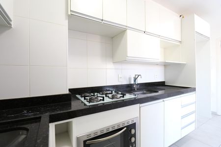 Apartamento para alugar com 34m², 2 quartos e sem vagaCozinha e Área de Serviço