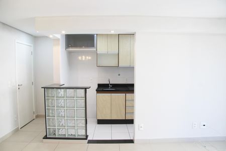 Apartamento para alugar com 68m², 2 quartos e 1 vagaSala