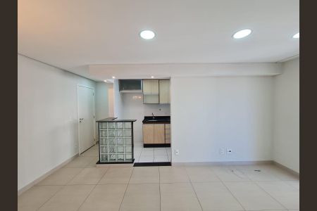 Apartamento para alugar com 68m², 2 quartos e 1 vaga Apartamento para alugar com 68m², 2 quartos e 1 vagaSala