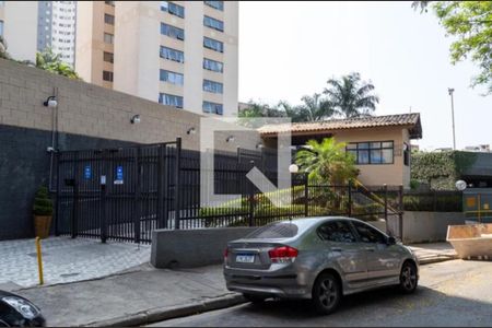 Apartamento à venda com 46m², 2 quartos e 1 vaga Apartamento à venda com 46m², 2 quartos e 1 vagaFachada e portaria