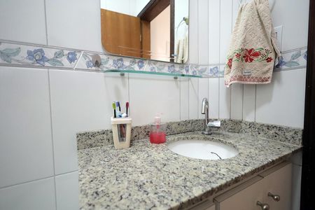 Apartamento à venda com 149m², 2 quartos e 2 vagas Apartamento à venda com 149m², 2 quartos e 2 vagasBanheiro da Suíte