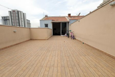 Apartamento à venda com 149m², 2 quartos e 2 vagas Apartamento à venda com 149m², 2 quartos e 2 vagasCobertura