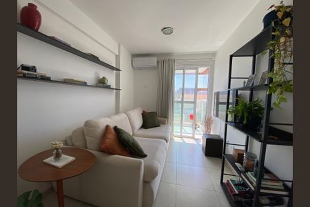 Apartamento à venda com 65m², 2 quartos e 1 vaga Apartamento à venda com 65m², 2 quartos e 1 vagaSala