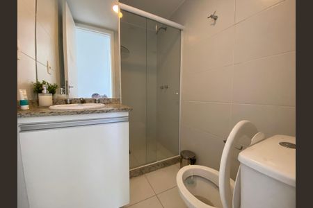Apartamento à venda com 65m², 2 quartos e 1 vaga Apartamento à venda com 65m², 2 quartos e 1 vagaBanheiro