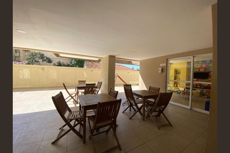 Apartamento à venda com 65m², 2 quartos e 1 vaga Apartamento à venda com 65m², 2 quartos e 1 vagaÁrea comum - Playground