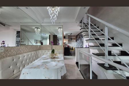 Casa à venda com 180m², 2 quartos e 3 vagasSala