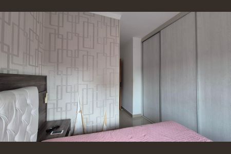 Casa à venda com 180m², 2 quartos e 3 vagasSuíte