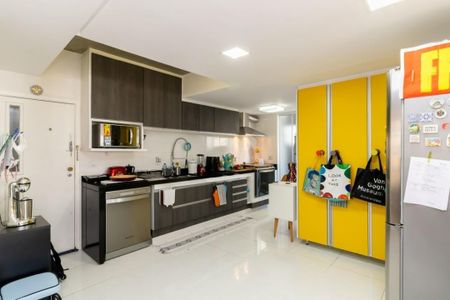 Apartamento à venda com 3 quartos, 205m² em Consolação, São Paulo