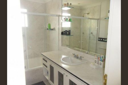 Apartamento à venda com 360m², 4 quartos e 6 vagas