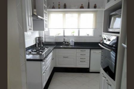 Apartamento à venda com 360m², 4 quartos e 6 vagas