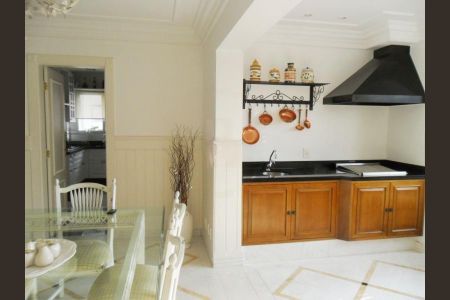 Apartamento à venda com 360m², 4 quartos e 6 vagas