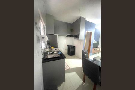 Casa à venda com 70m², 2 quartos e 1 vaga