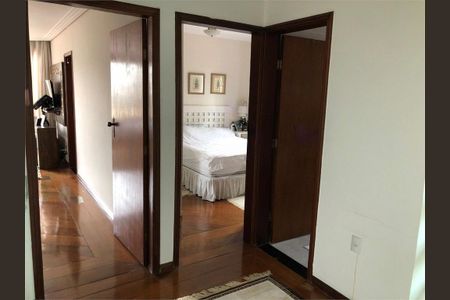 Casa à venda com 403m², 4 quartos e 5 vagas