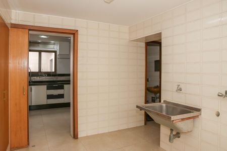 Apartamento à venda com 410m², 5 quartos e 4 vagas Apartamento à venda com 410m², 5 quartos e 4 vagasÁrea de Serviço