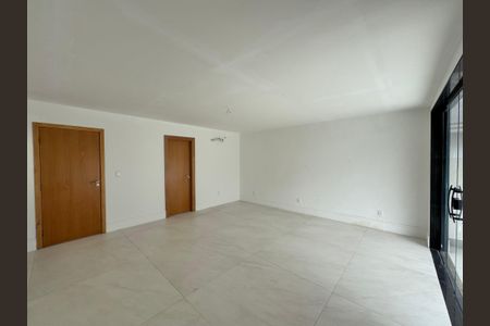 Casa de condomínio à venda com 660m², 5 quartos e 3 vagas Casa de condomínio à venda com 660m², 5 quartos e 3 vagasSuíte 1 Master