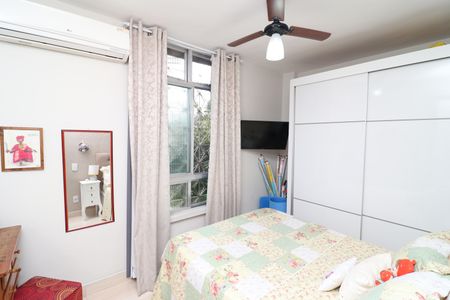 Apartamento à venda com 57m², 2 quartos e 1 vagaQuarto 2