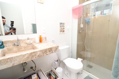 Apartamento à venda com 57m², 2 quartos e 1 vagaBanheiro